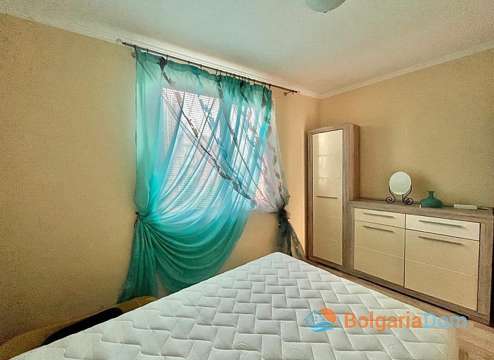 Просторная квартира в комплексе с низкой таксой поддержки. Фото 7