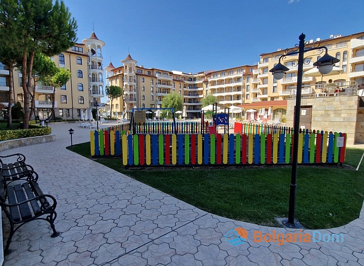 Spacious apartment in a large complex. Photo 7