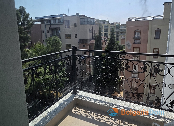 Светлая студия в новом доме. Фото 2 Светлая студия в новом доме. Фото 2