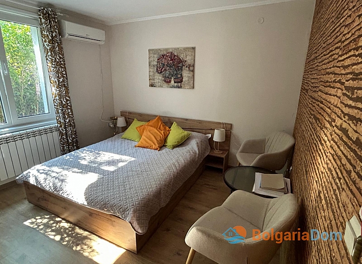 Отличный дом с тремя спальнями и красивым садом. Фото 3