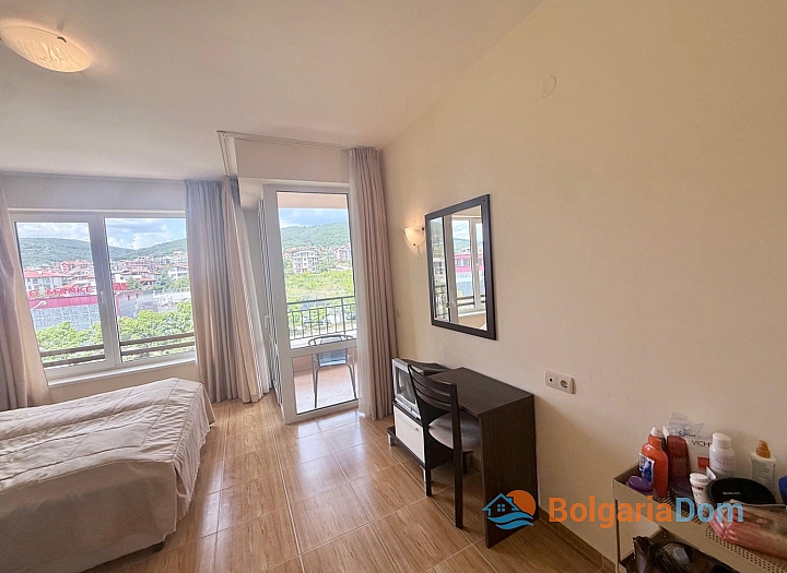 Spacious apartment with sea view in a large complex. Photo 12