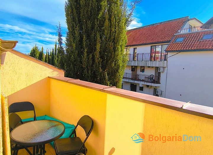 Dwupokojowe mieszkanie nad morzem w kompleksie Sveti Vlas Morski Far. Zdjęcie 15 Dwupokojowe mieszkanie nad morzem w kompleksie Sveti Vlas Morski Far. Zdjęcie 15