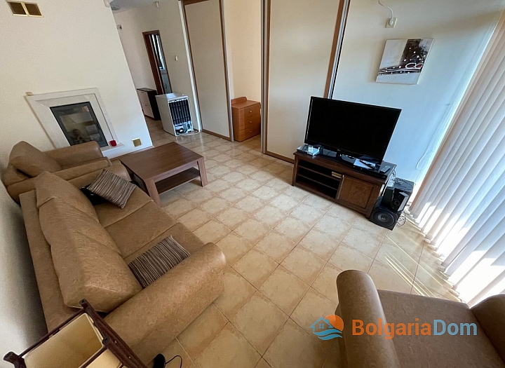 Spacious townhouse 2 km from the sea!. Photo 3