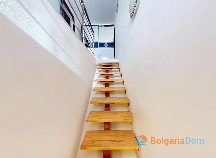 Großzügige Maisonette-Wohnung mit Poolblick. Foto 15 Großzügige Maisonette-Wohnung mit Poolblick. Foto 15