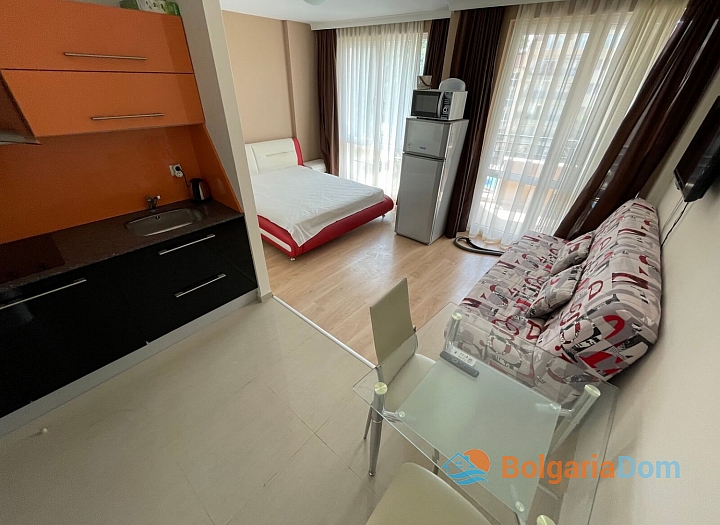 Large furnished studio in a beautiful complex. Photo 11