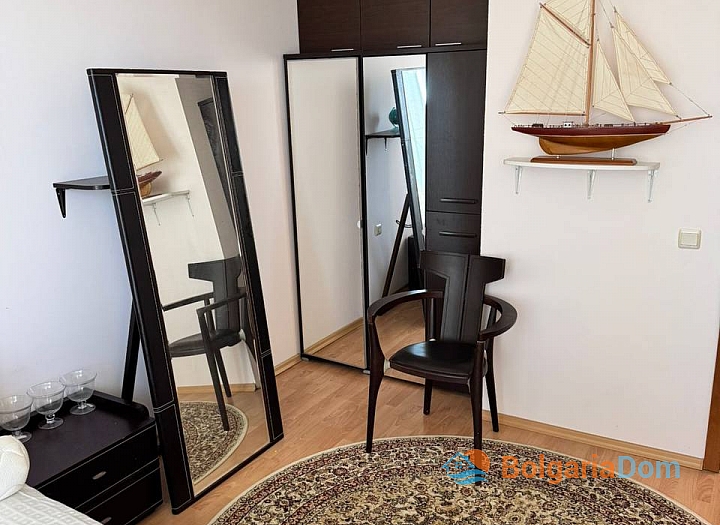 Zweizimmerwohnung mit Meerblick in einer großen Anlage. Foto 13