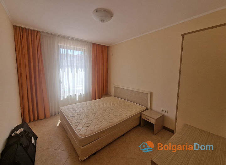 Apartment mit Poolblick in einer großen Anlage. Foto 3