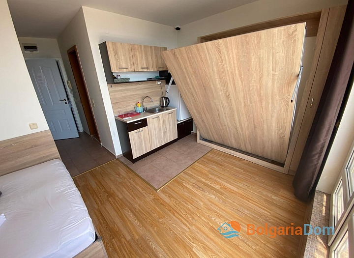 Ausgezeichnetes Studio mit Meerblick in einem großen Komplex. Foto 11