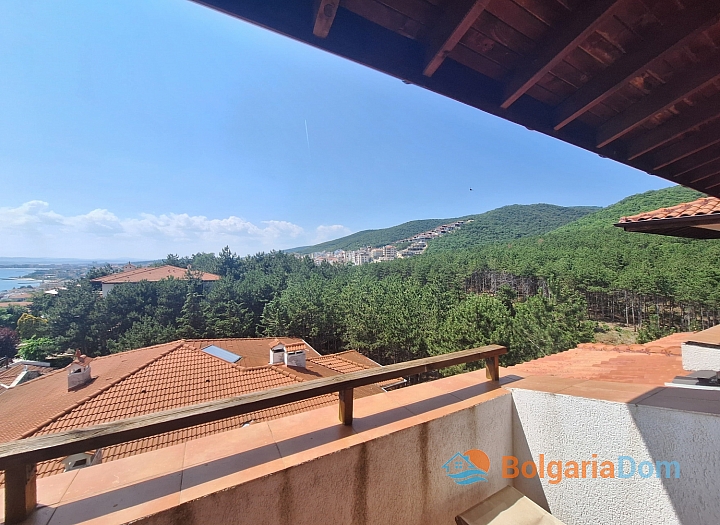 Apartmán s výhledem na moře v dobrém komplexu. Foto 20