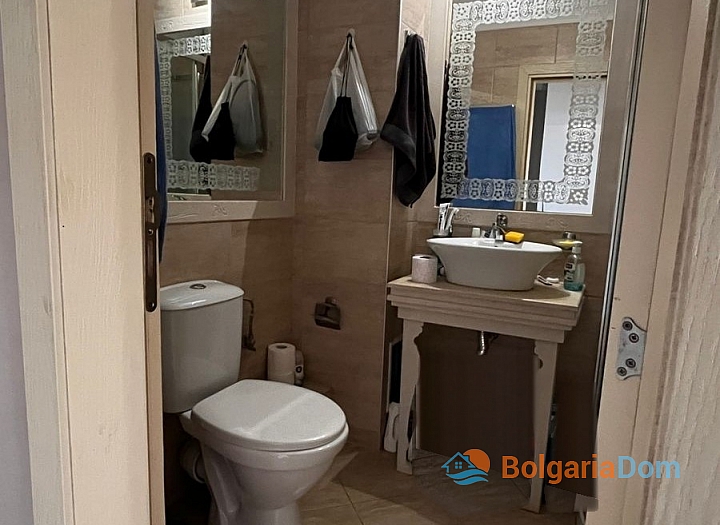 Двокімнатна квартира з видом на басейн. Фото 6