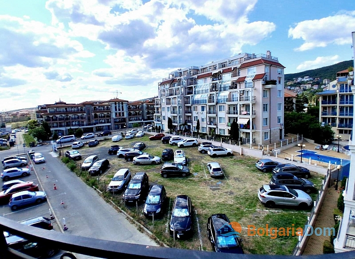 Hervorragende Wohnung für dauerhaften Wohnsitz und Sommerurlaub. Foto 1