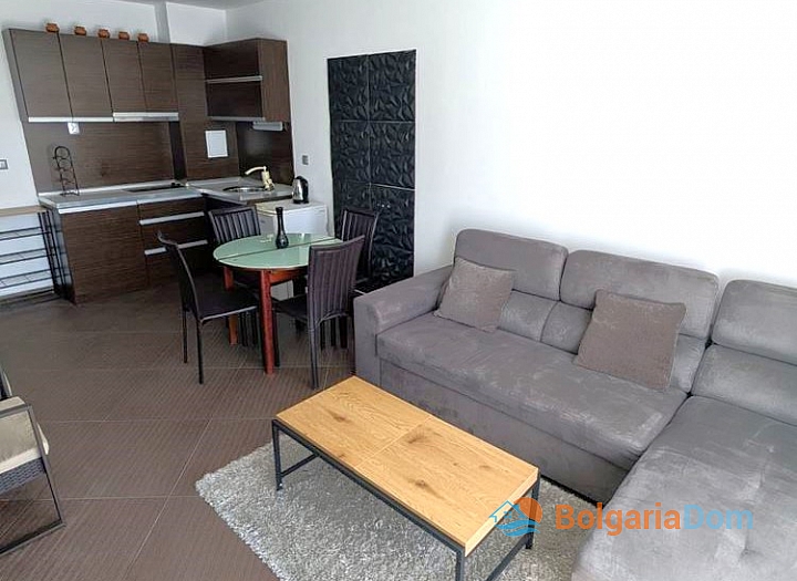 Przestronny apartament z widokiem na basen w kompleksie rodzinnym w Nesebyrze. Zdjęcie 2 Przestronny apartament z widokiem na basen w kompleksie rodzinnym w Nesebyrze. Zdjęcie 2