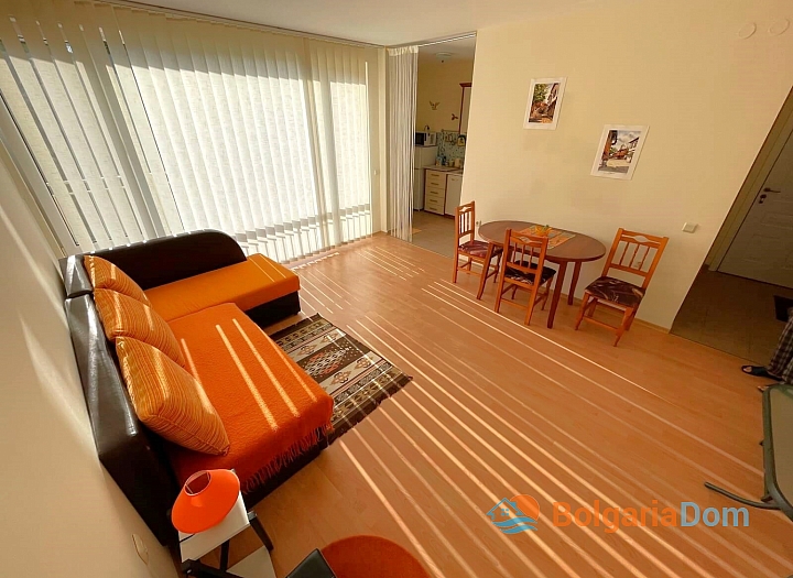 Spacious apartment in a large family complex. Photo 2