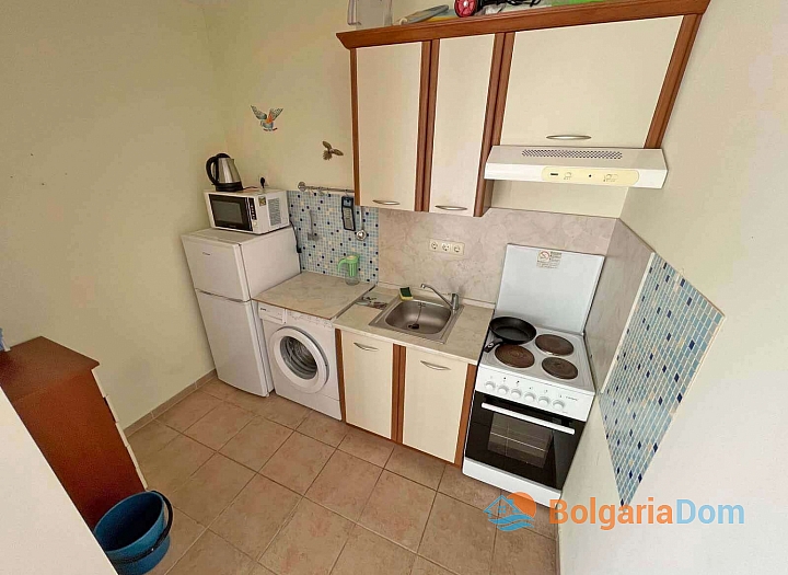 Spacious apartment in a large family complex. Photo 14