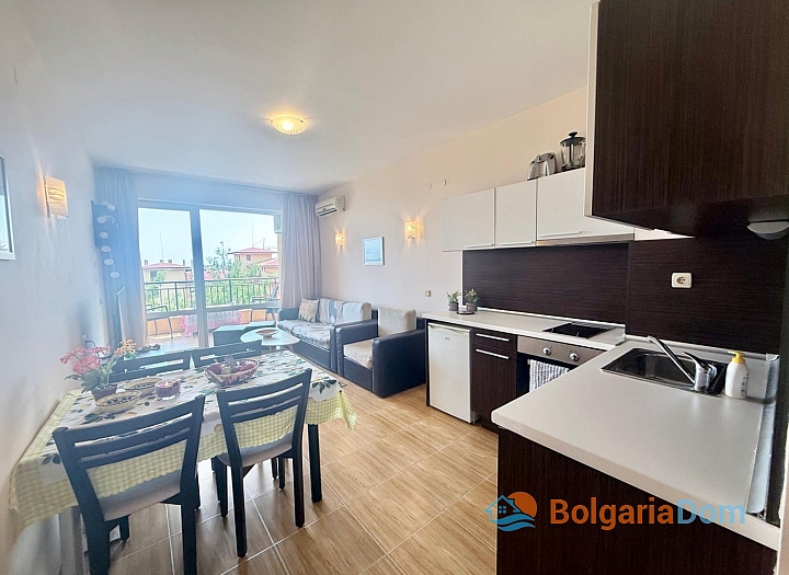 Spacious apartment with sea view in a large complex. Photo 16
