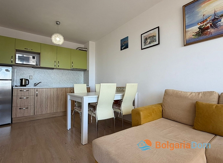 Apartament z jedną sypialnią i widokiem na morze. Zdjęcie 3