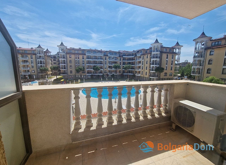 Apartment mit Poolblick in einer großen Anlage. Foto 8