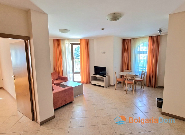 Spacious apartment in a large complex. Photo 15