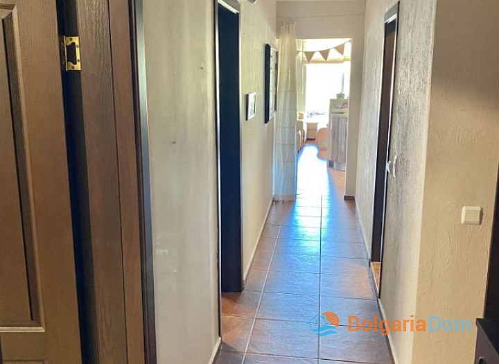 Čtyřpokojový apartmán s výhledem na moře. Foto 25
