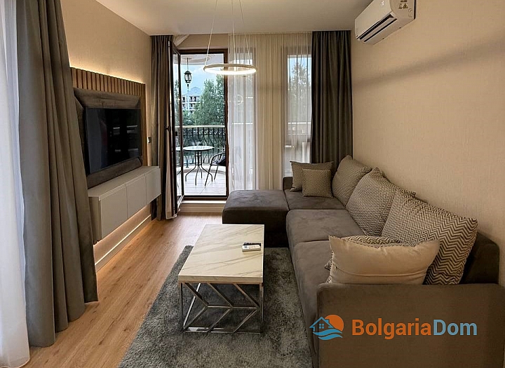 Stilvolles Zweizimmerapartment in einer Luxusanlage. Foto 1