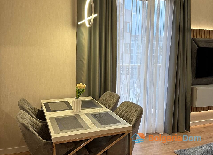 Stilvolles Zweizimmerapartment in einer Luxusanlage. Foto 8