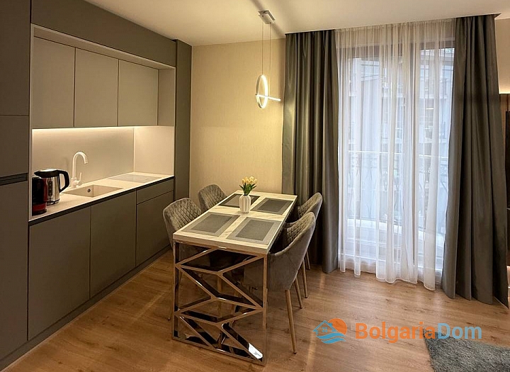 Stilvolles Zweizimmerapartment in einer Luxusanlage. Foto 3