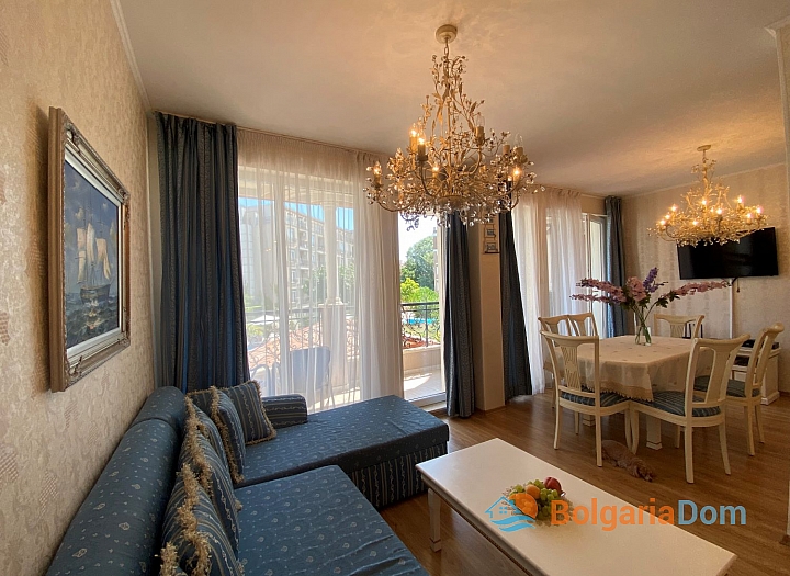 Luxuriöse geräumige Dreizimmerwohnung in einem Luxuskomplex. Foto 2