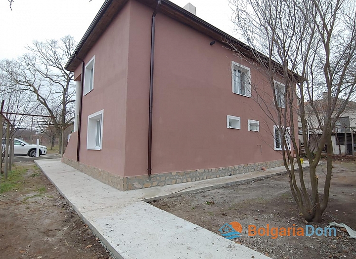 Продажа дома в поселке Дюлево Бургасской области. Фото 2