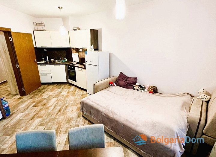 Двухкомнатная квартира в красивом комплексе в Равде. Фото 10
