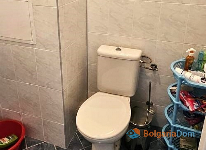 Třípokojový apartmán v docházkové vzdálenosti od moře za vynikající cenu. Foto 8