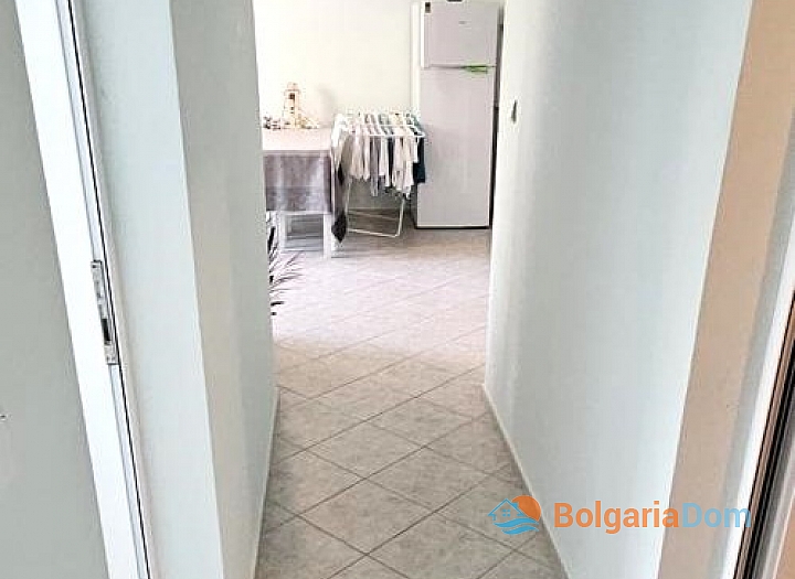 Třípokojový apartmán v docházkové vzdálenosti od moře za vynikající cenu. Foto 9