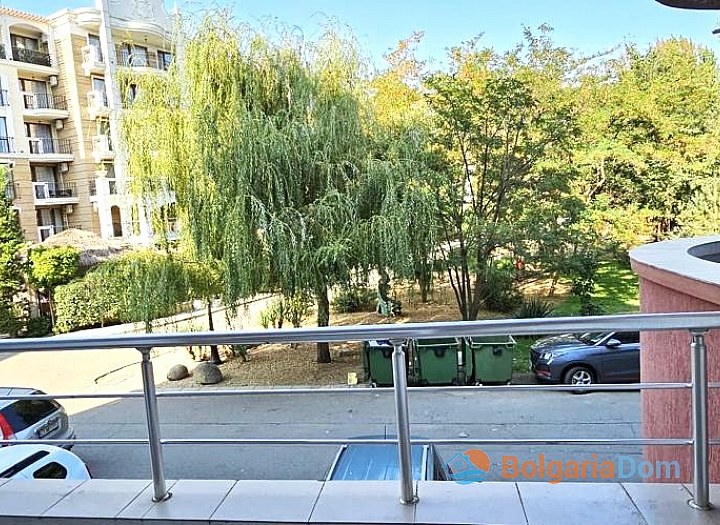 Třípokojový apartmán v docházkové vzdálenosti od moře za vynikající cenu. Foto 6