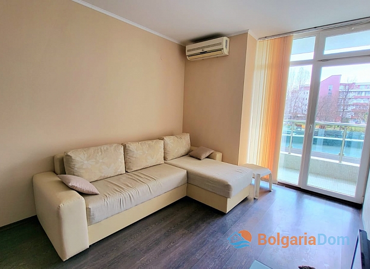 Dvoupokojový apartmán v pěší vzdálenosti od moře. Foto 11