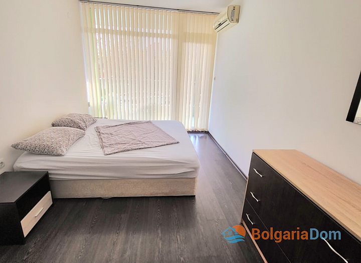 Dvoupokojový apartmán v pěší vzdálenosti od moře. Foto 16