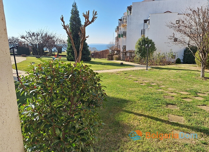 Apartment on the first line with sea view. Photo 19