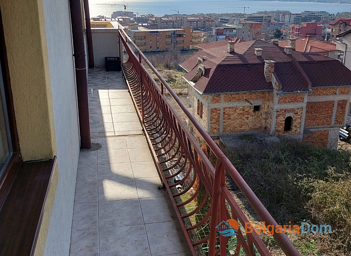 Apartment mit Meerblick in einem Gebäude ohne Wartungsgebühr. Foto 1