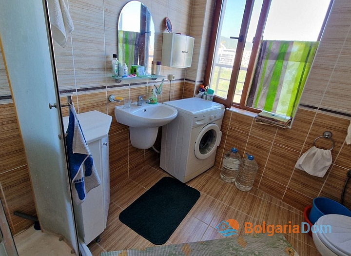 Large two-room apartment 300 meters from the sea. Photo 10