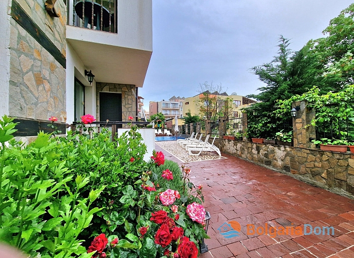 Beautiful apartment with pool view 400 meters from the sea. Photo 20