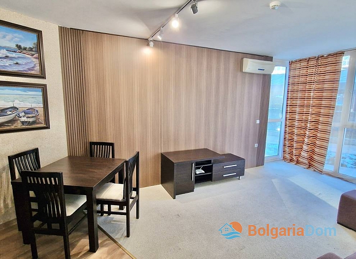 Apartment with a courtyard in a great complex in Burgas at a good price. Photo 11