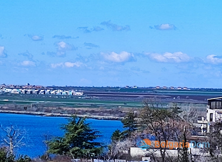 Luxuswohnung mit Meerblick in Pomorie. Foto 4