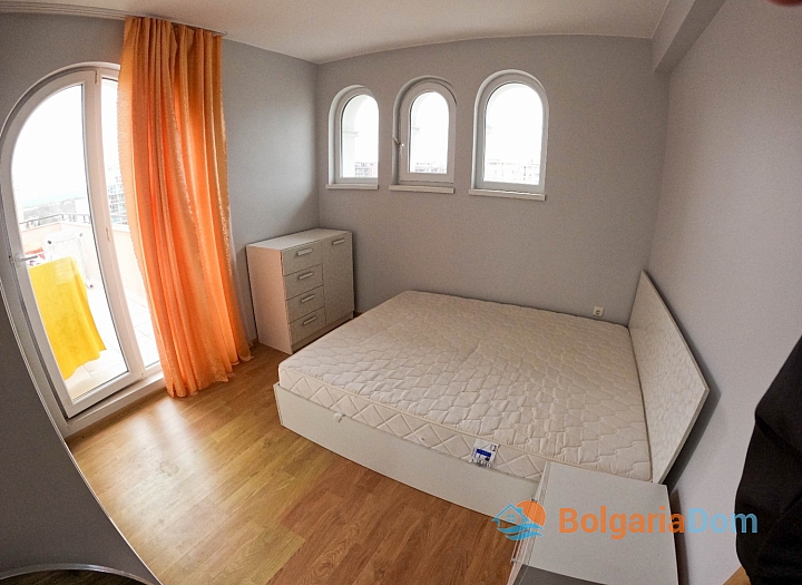 Two-room apartment in a beautiful complex. Photo 4