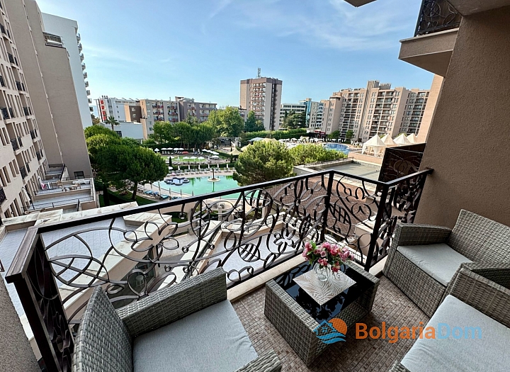 Dvoupokojový apartmán v luxusním komplexu u moře. Foto 10
