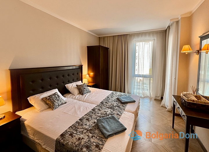 Dvoupokojový apartmán v luxusním komplexu u moře. Foto 12