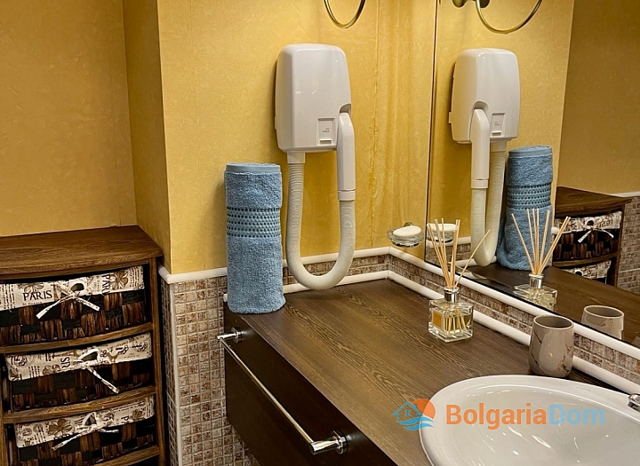 Dvoupokojový apartmán v luxusním komplexu u moře. Foto 19