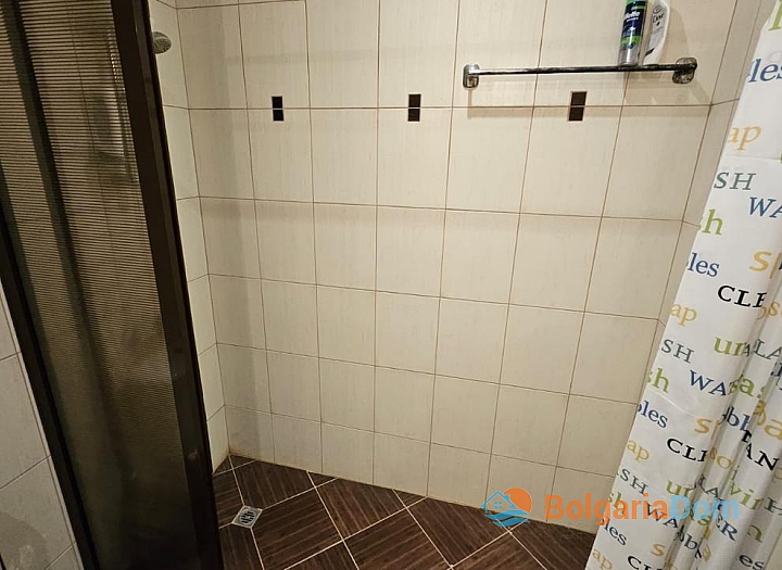 Krásný apartmán na první pobřeží v luxusním komplexu. Foto 13
