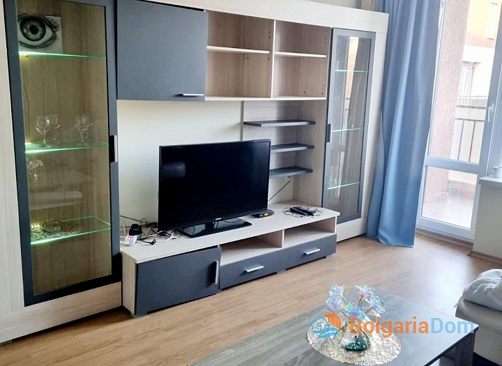Beautiful two-room apartment in a large complex in installments. Photo 3