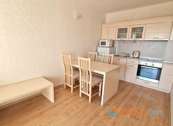 Doskonały apartament z widokiem na basen 100 metrów od morza. Zdjęcie 4