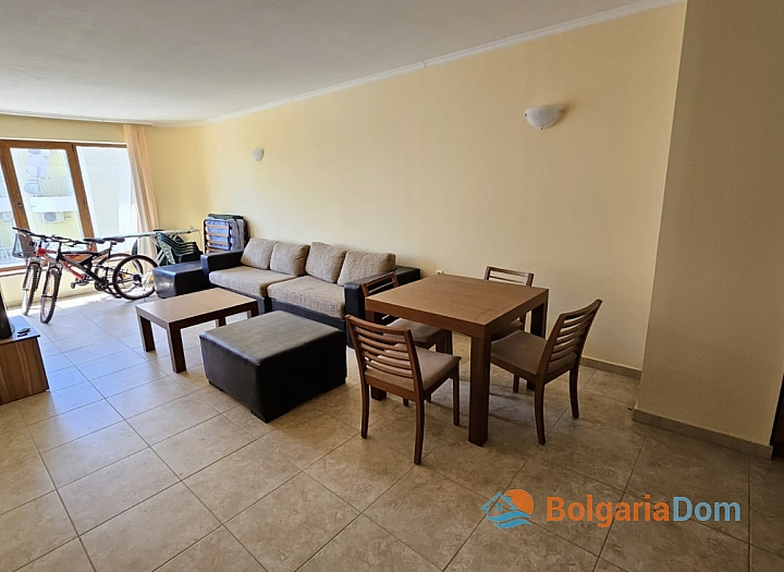 Two-room apartment near the beach Cacao beach. Photo 4