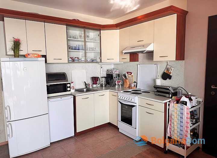 Przestronny, trzypokojowy apartament z pięknym widokiem na morze. Zdjęcie 5