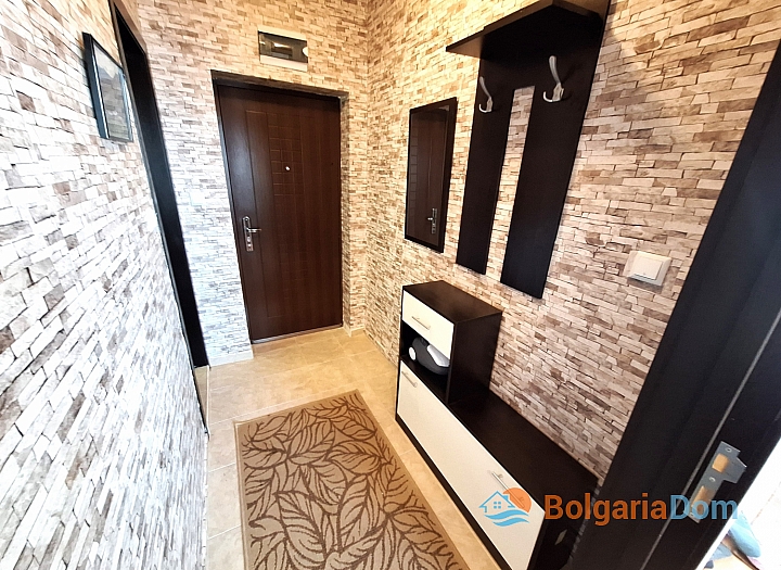 Excellent large studio in a luxury complex in Ravda. Photo 12